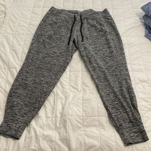 Calia black heathered joggers and sports bra set, XL